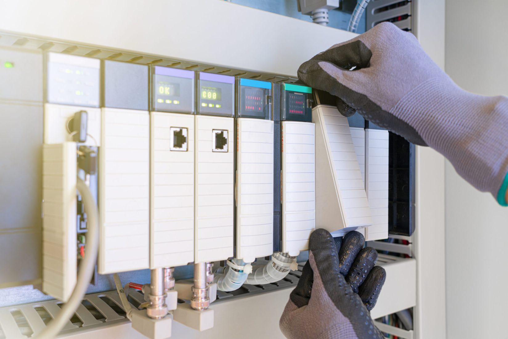 Empresa de sistemas de refrigeración industrial y frío industrial en Zaragoza, Aragón y La Rioja Empresa de sistemas de refrigeración industrial y frío industrial en Zaragoza, Aragón y La Rioja